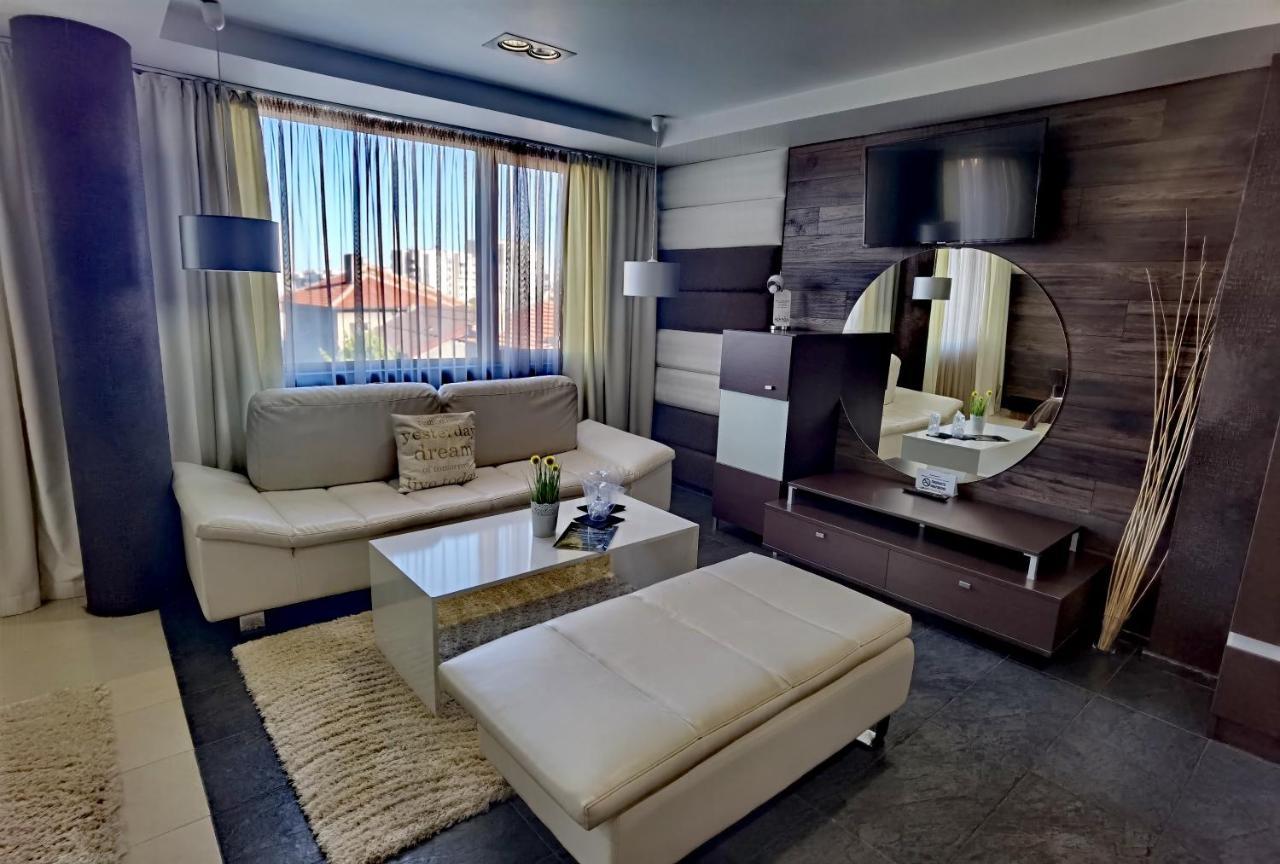Hotel Acktion Шумен Экстерьер фото