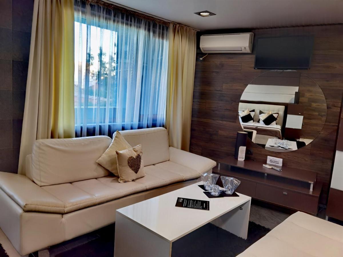 Hotel Acktion Шумен Экстерьер фото