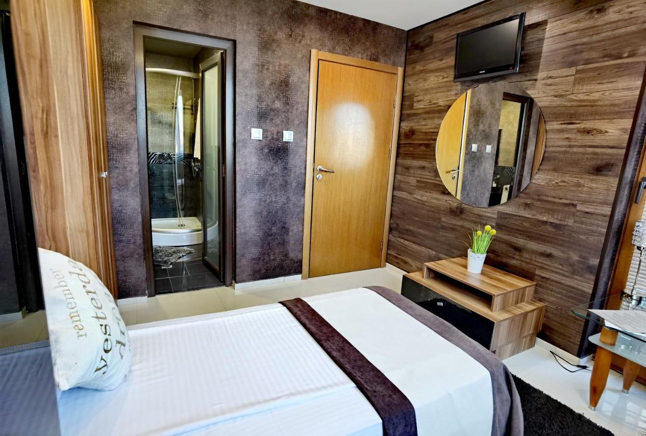 Hotel Acktion Шумен Экстерьер фото