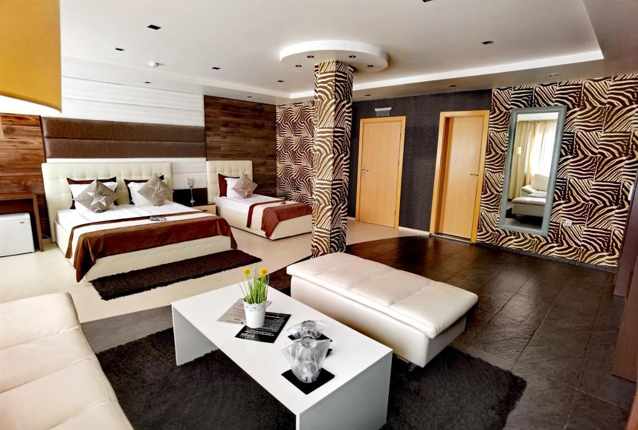 Hotel Acktion Шумен Экстерьер фото