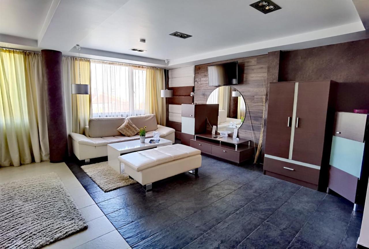 Hotel Acktion Шумен Экстерьер фото