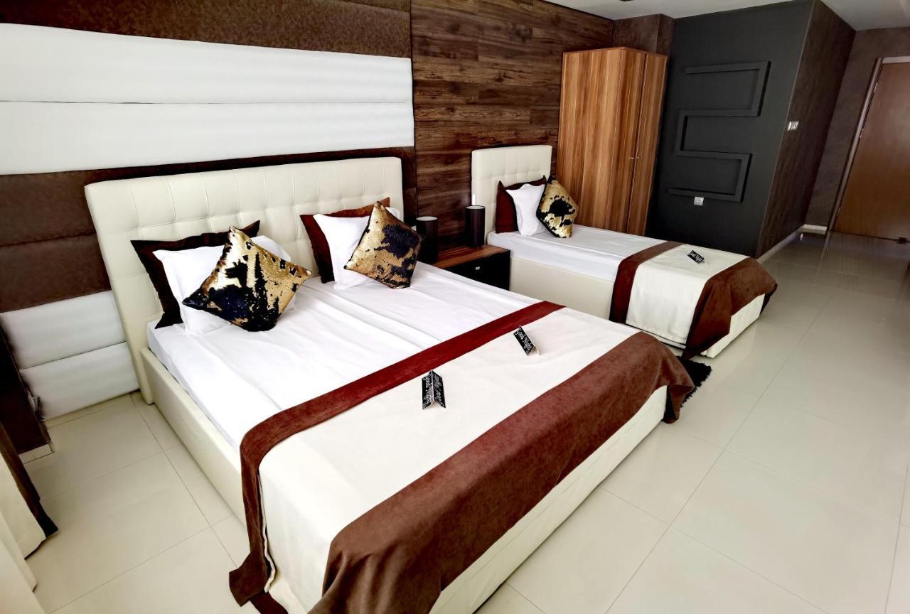 Hotel Acktion Шумен Экстерьер фото
