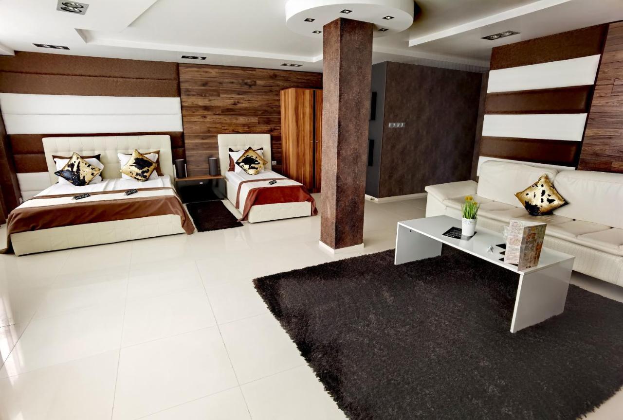 Hotel Acktion Шумен Экстерьер фото