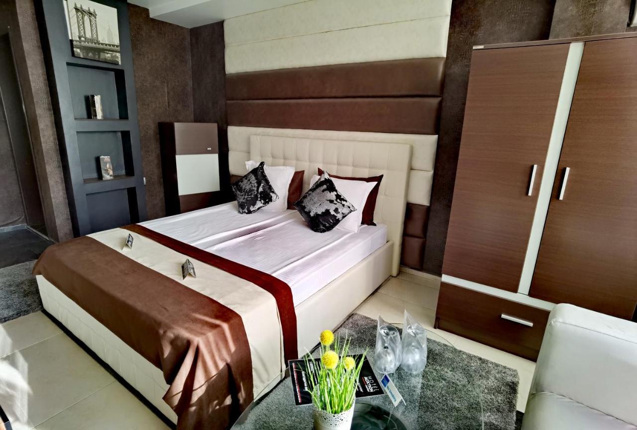 Hotel Acktion Шумен Экстерьер фото