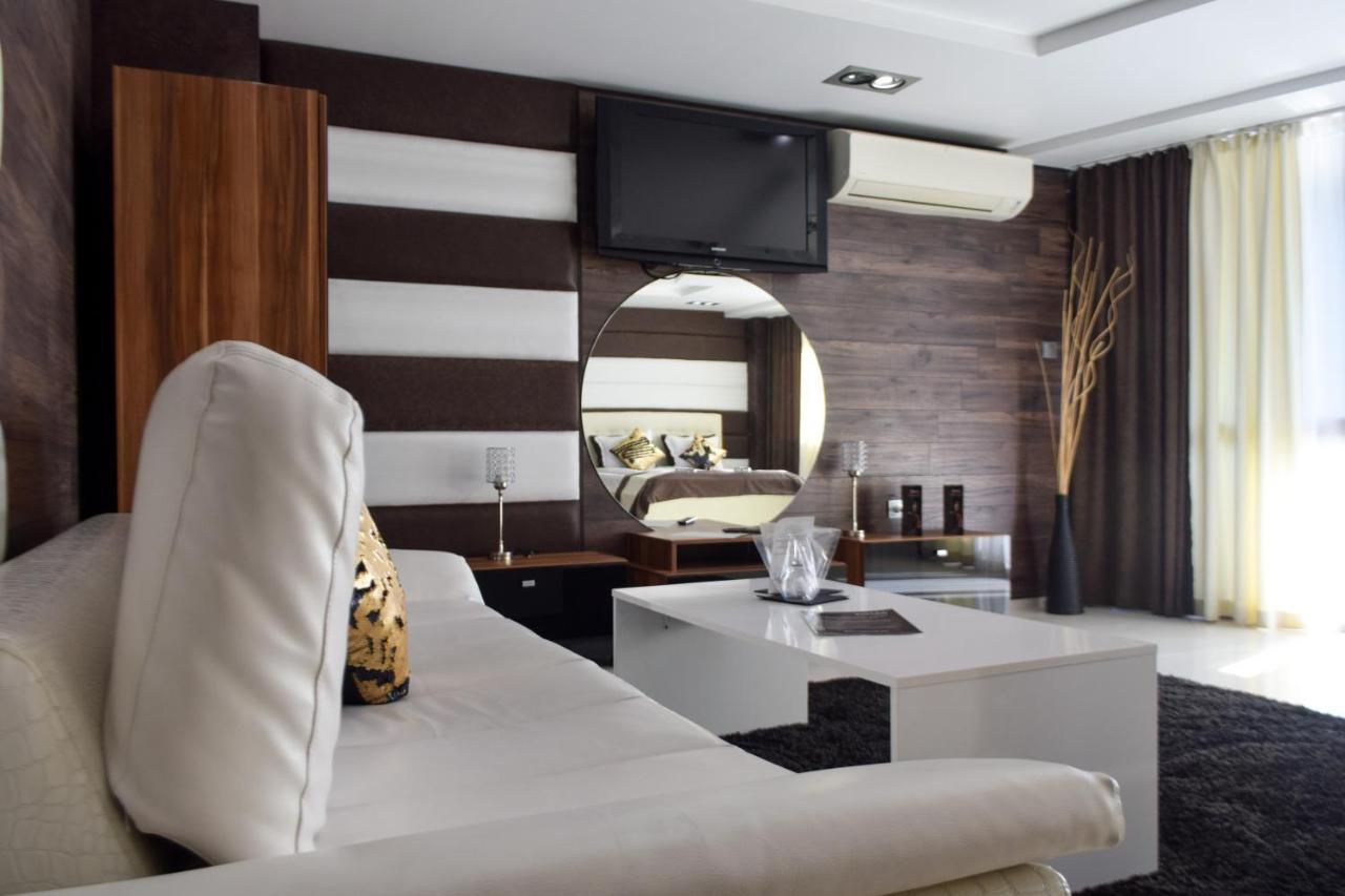 Hotel Acktion Шумен Экстерьер фото